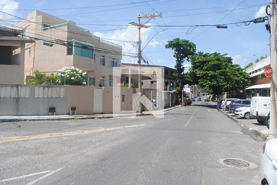 Vista da Rua de kitnet/studio para alugar com 1 quarto, 46m² em Jaguaribe, Salvador