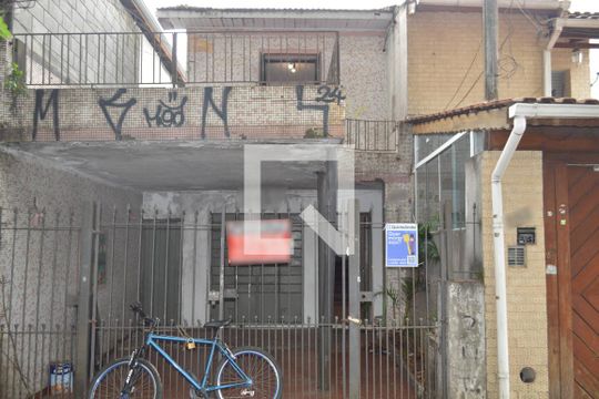 Fachada + Plaquinha de casa à venda com 3 quartos, 121m² em Ipiranga, São Paulo