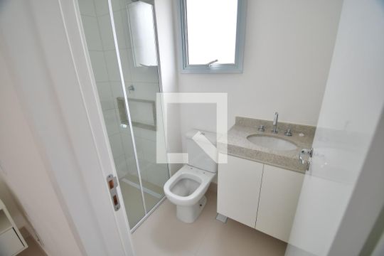 Banheiro de kitnet/studio à venda com 1 quarto, 42m² em Centro, Campinas
