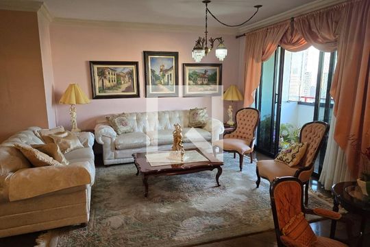 Sala de apartamento para alugar com 4 quartos, 185m² em Vila Bastos, Santo André