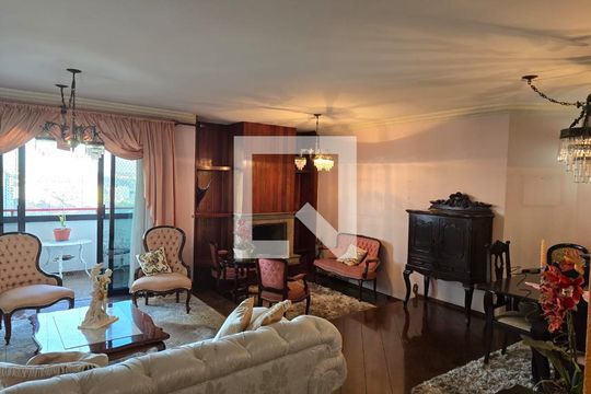 Sala de apartamento para alugar com 4 quartos, 185m² em Vila Bastos, Santo André