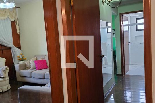 Sala de Estar de apartamento para alugar com 4 quartos, 185m² em Vila Bastos, Santo André