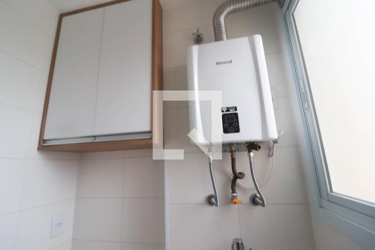 Área de Serviço de apartamento para alugar com 3 quartos, 77m² em Cecap, Jundiaí