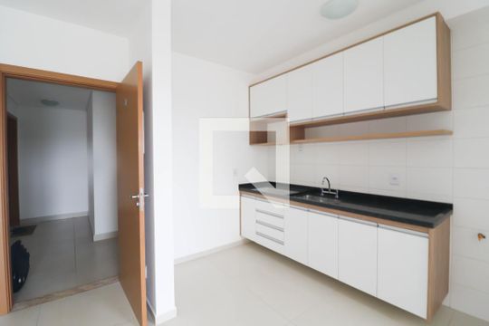 Cozinha de apartamento para alugar com 3 quartos, 77m² em Cecap, Jundiaí