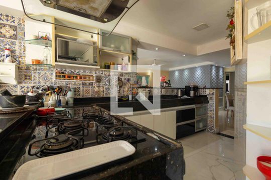 Cozinha de casa à venda com 3 quartos, 350m² em Recreio dos Bandeirantes, Rio de Janeiro