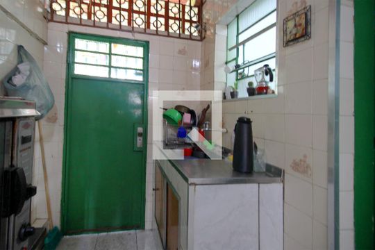 Cozinha de casa à venda com 3 quartos, 430m² em Cachoeirinha, Belo Horizonte