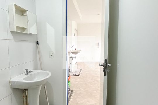 Banheiro de apartamento para alugar com 1 quarto, 36m² em Vila Pirituba, São Paulo