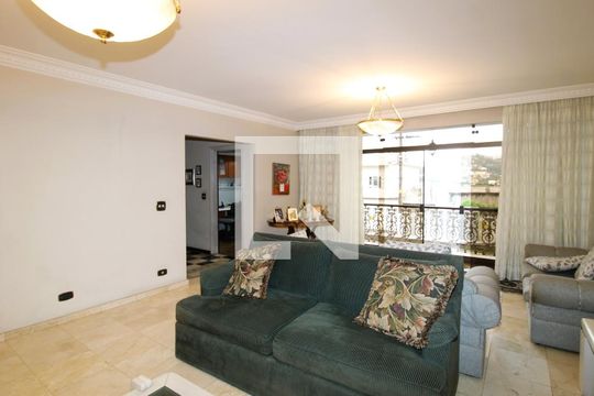 Sala de casa para alugar com 3 quartos, 360m² em Jardim Leonor Mendes de Barros, São Paulo