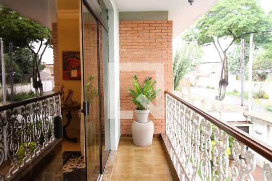 Varanda da Sala de casa para alugar com 3 quartos, 360m² em Jardim Leonor Mendes de Barros, São Paulo