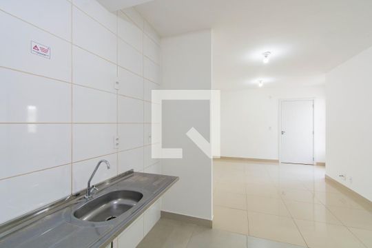 Cozinha de apartamento à venda com 2 quartos, 44m² em Estância Velha, Canoas