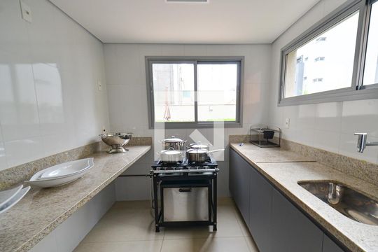 Área comum de apartamento à venda com 2 quartos, 68m² em Centro, Belo Horizonte