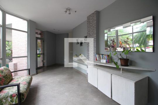 Hall de Entrada do Bloco de apartamento para alugar com 3 quartos, 58m² em Freguesia (jacarepaguá), Rio de Janeiro