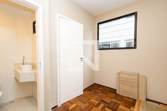 Quarto de Serviço de apartamento à venda com 2 quartos, 110m² em Bela Vista, São Paulo