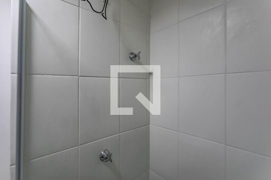 Banheiro de apartamento para alugar com 2 quartos, 42m² em Vila Nova Cintra, Mogi das Cruzes
