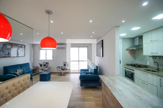 Sala de apartamento à venda com 2 quartos, 70m² em Chácara Seis de Outubro, São Paulo