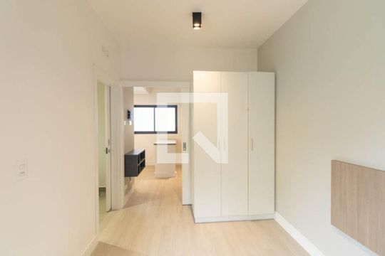 Quarto de apartamento para alugar com 1 quarto, 33m² em Portão, Curitiba