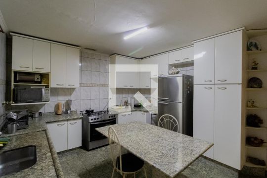 Cozinha de casa à venda com 3 quartos, 520m² em Vila Ré, São Paulo