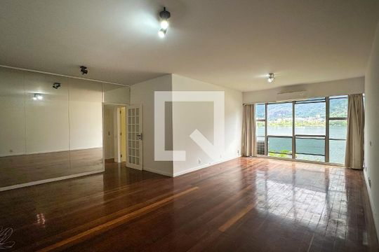 Apartamento para alugar com 3 quartos, 120m² em Lagoa, Rio de Janeiro