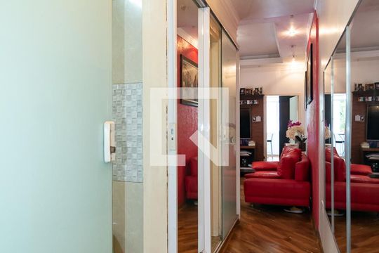 Corredor de apartamento para alugar com 1 quarto, 61m² em Consolação, São Paulo