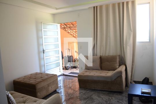 Detalhe Sala de apartamento para alugar com 2 quartos, 45m² em Jardim Vitoria, Belo Horizonte