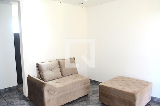 Sala de apartamento para alugar com 2 quartos, 45m² em Jardim Vitoria, Belo Horizonte