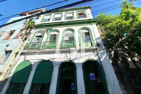 Fachada de kitnet/studio para alugar com 0 quarto, 50m² em Nazaré, Salvador