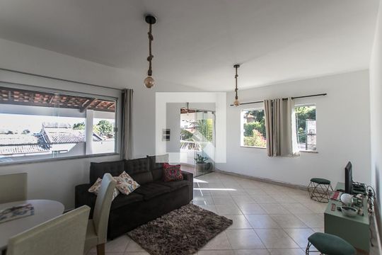 Casa de Condomínio para alugar com 2 quartos, 500m² em Itapuã, Salvador