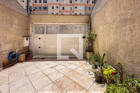 Garagem de casa à venda com 3 quartos, 135m² em Parque Sao Vicente, Santo André