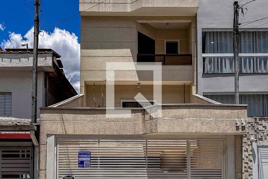 Fachada de casa à venda com 3 quartos, 135m² em Parque Sao Vicente, Santo André