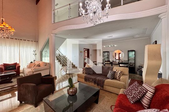 Sala de casa à venda com 4 quartos, 539m² em Santa Maria, Santo André