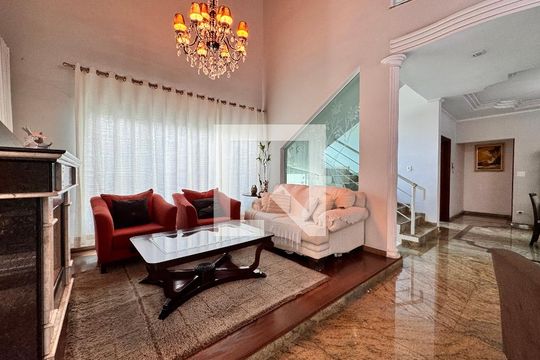 Sala de casa à venda com 4 quartos, 539m² em Santa Maria, Santo André