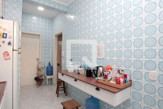 Cozinha de apartamento à venda com 4 quartos, 232m² em Bom Fim, Porto Alegre