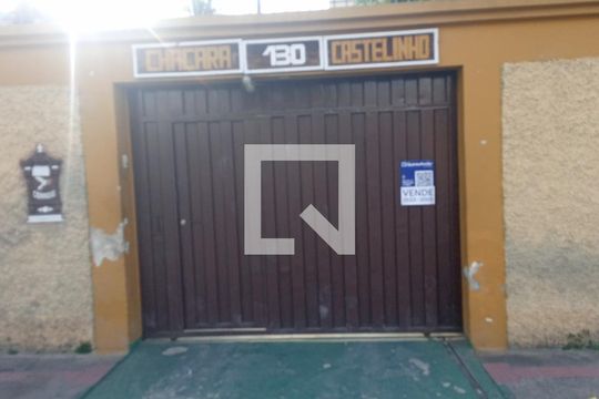plaquinha instalada de casa à venda com 4 quartos, 540m² em Parque Maracana, Contagem