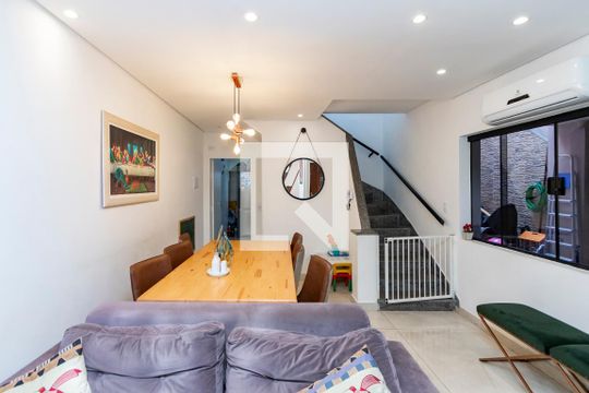 Sala de casa para alugar com 2 quartos, 130m² em Chácara Santo Antônio (zona Sul), São Paulo