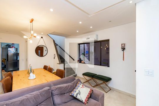 Sala de casa para alugar com 2 quartos, 130m² em Chácara Santo Antônio (zona Sul), São Paulo