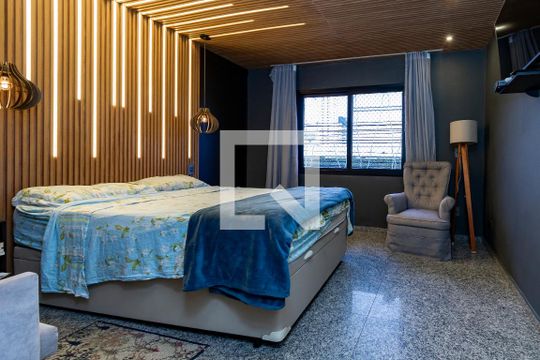 Suíte de casa para alugar com 2 quartos, 130m² em Chácara Santo Antônio (zona Sul), São Paulo