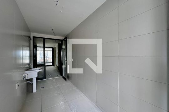 Área de Serviço de apartamento para alugar com 3 quartos, 211m² em Campo Belo, São Paulo