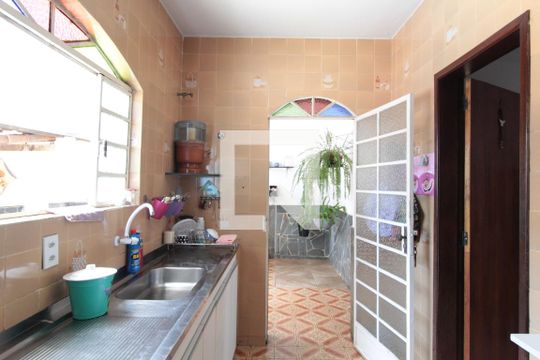 Cozinha de casa à venda com 3 quartos, 520m² em Céu Azul, Belo Horizonte