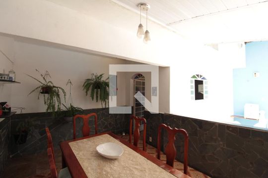 Copa de casa à venda com 3 quartos, 520m² em Céu Azul, Belo Horizonte
