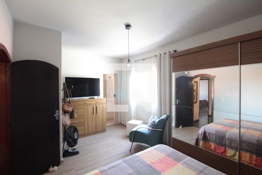 Suite de casa à venda com 3 quartos, 520m² em Céu Azul, Belo Horizonte