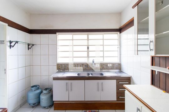 Cozinha de casa de condomínio para alugar com 4 quartos, 3m² em Lajeado, Cotia