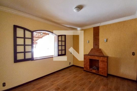 Sala de casa à venda com 4 quartos, 375m² em Salgado Filho, Belo Horizonte