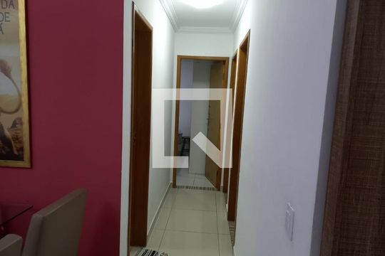 Corredor de apartamento à venda com 4 quartos, 102m² em Planalto, Belo Horizonte