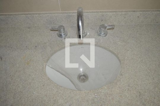 Banheiro de apartamento à venda com 1 quarto, 73m² em Vila Mariana, São Paulo