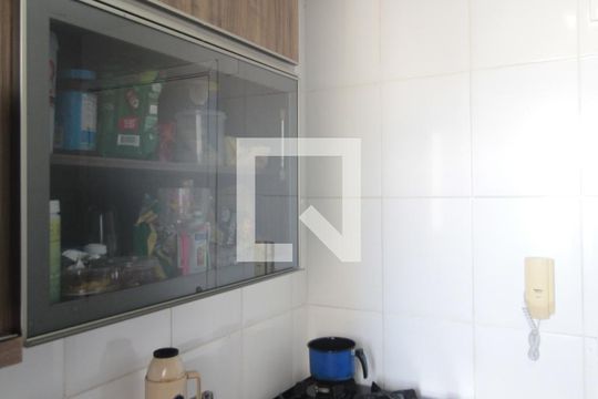 Cozinha e Área de Serviço de apartamento para alugar com 3 quartos, 70m² em Jardim Guanabara, Belo Horizonte