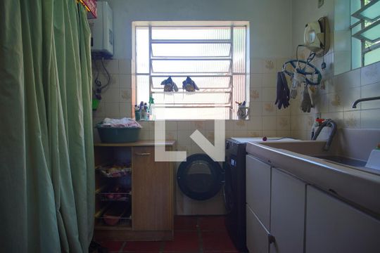 Área de Serviço de casa à venda com 4 quartos, 300m² em Primavera, Novo Hamburgo