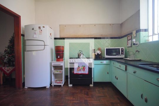 Cozinha de casa à venda com 4 quartos, 300m² em Primavera, Novo Hamburgo