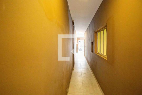 Corredor de casa à venda com 3 quartos, 178m² em Centro, Diadema