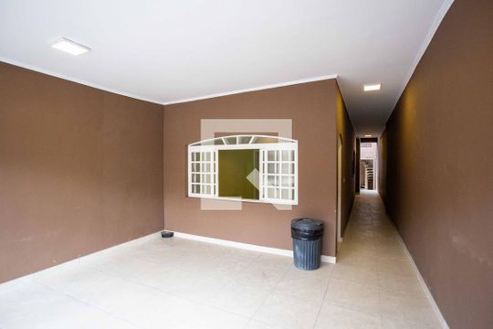 Garagem de casa à venda com 3 quartos, 178m² em Centro, Diadema