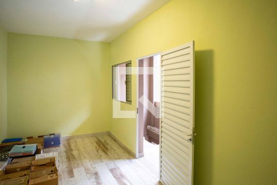 Quarto de Serviço de casa à venda com 3 quartos, 178m² em Centro, Diadema